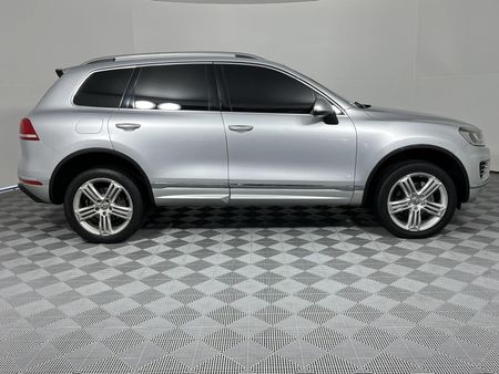 2017-Volkswagen-Touareg-GP-30-V6-TDI-Luxury-Auto_15