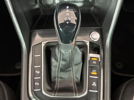 2021-Volkswagen-Tiguan-14-TSI-R-Line-DSG-Auto-110kW_10