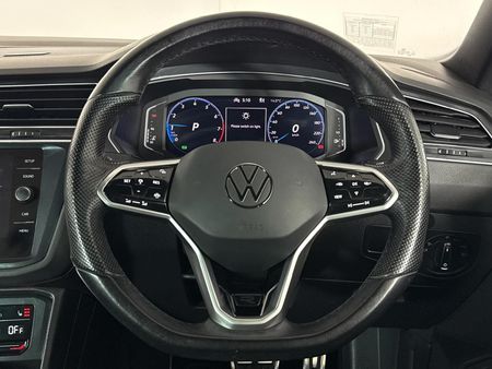 2021-Volkswagen-Tiguan-14-TSI-R-Line-DSG-Auto-110kW_12