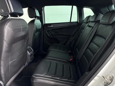 2021-Volkswagen-Tiguan-14-TSI-R-Line-DSG-Auto-110kW_3
