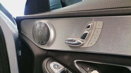 2014-Mercedes-Benz-C-Class-C-200-AMG-Line-Auto_14
