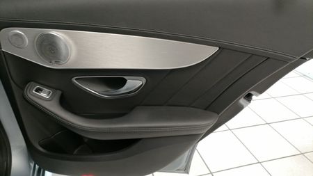 2014-Mercedes-Benz-C-Class-C-200-AMG-Line-Auto_15