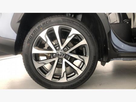 2022-Toyota-Corolla-Cross-18-XR_12