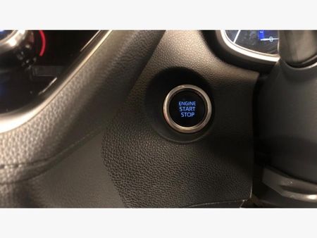 2022-Toyota-Corolla-Cross-18-XR_16