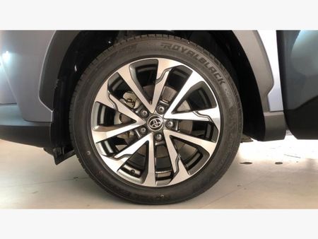 2022-Toyota-Corolla-Cross-18-XR_24