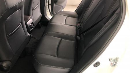 2025-Toyota-Corolla-Cross-18-XR-Hybrid_12