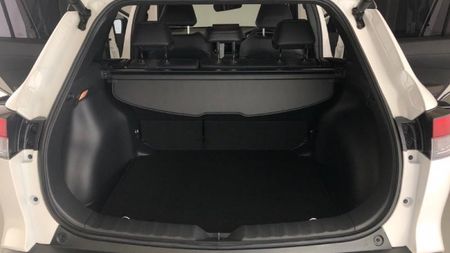 2025-Toyota-Corolla-Cross-18-XR-Hybrid_6