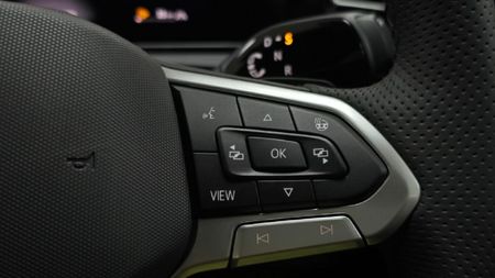 2026-Volkswagen-Tiguan-14TSI-R-Line_20