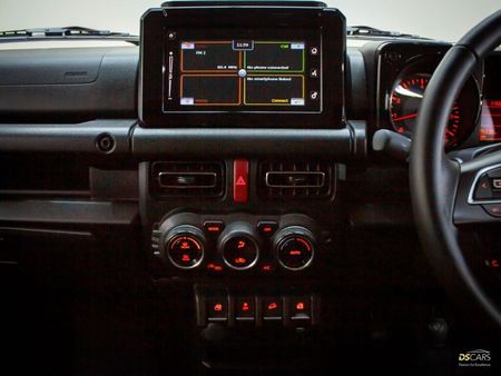 2024-Suzuki-Jimny-15-GLX_14
