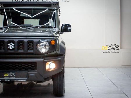 2024-Suzuki-Jimny-15-GLX_5