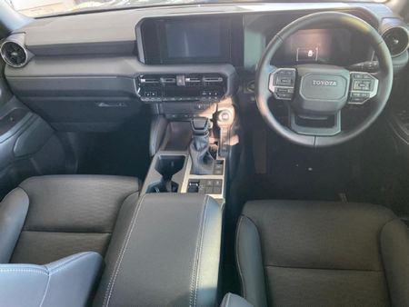 2026-Toyota-Land-Cruiser-Prado-TX-28GD-Auto_3