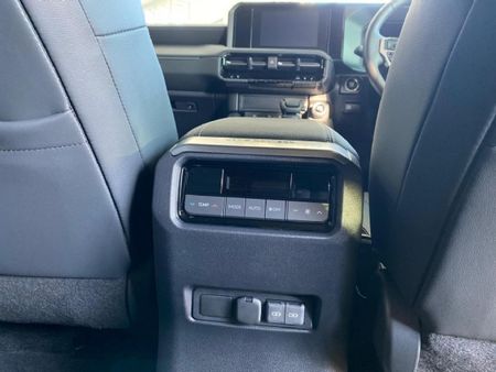 2026-Toyota-Land-Cruiser-Prado-TX-28GD-Auto_5