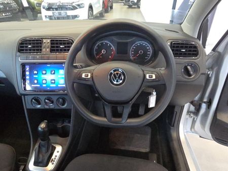 2025-Volkswagen-Polo-Vivo-16-Life_14