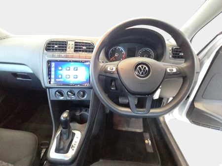 2025-Volkswagen-Polo-Vivo-16-Life_7