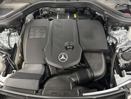 2024-Mercedes-Benz-GLC-300D-4Matic_14