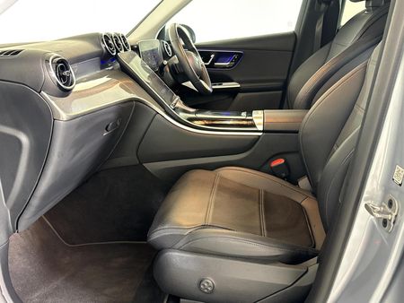 2024-Mercedes-Benz-GLC-300D-4Matic_8