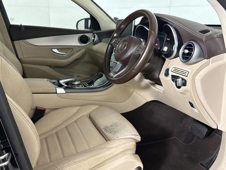 2017-Mercedes-Benz-GLC-Coupe-250d-AMG_9
