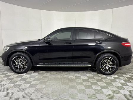 2017-Mercedes-Benz-GLC-Coupe-250d-AMG_19