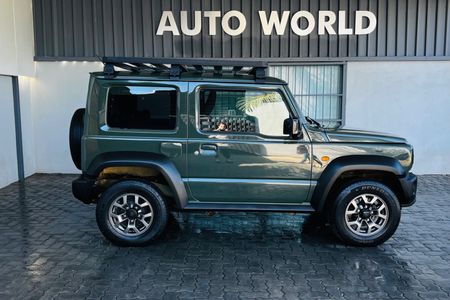 2021-Suzuki-Jimny-15-GLX_4