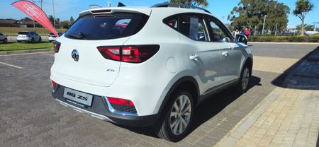 2025-MG-ZS-15-Com-Auto_3