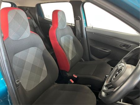 2022-Renault-Kwid-10-Techno_11