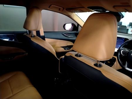 2023-Lexus-NX-250-EX_24