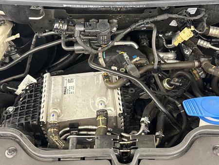 2022-Volkswagen-Kombi-T61-20-TDI-110kW-Auto-Trendline_12