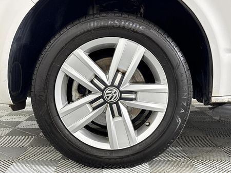 2022-Volkswagen-Kombi-T61-20-TDI-110kW-Auto-Trendline_4