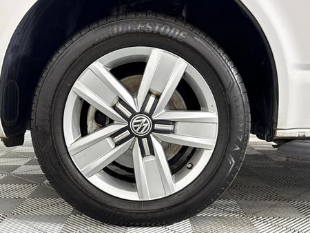 2022-Volkswagen-Kombi-T61-20-TDI-110kW-Auto-Trendline_5