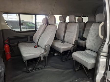 2012-Toyota-Quantum-27-14-seat_7