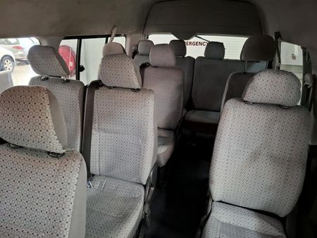 2012-Toyota-Quantum-27-14-seat_8