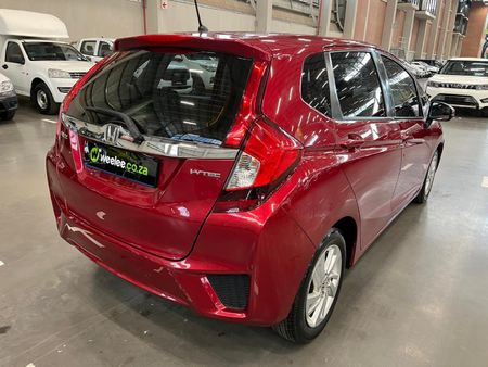 2018-Honda-Jazz-15-Elegance-Auto_2