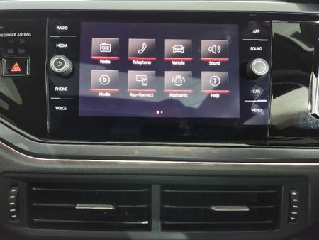 2022-Volkswagen-Polo-20-GTI-Auto-147kW_6