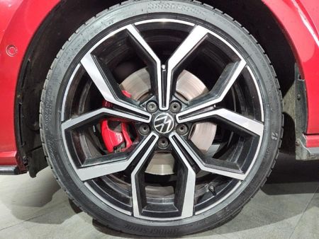 2022-Volkswagen-Polo-20-GTI-Auto-147kW_8