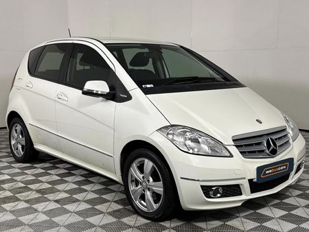 2011-Mercedes-Benz-A-Class-A-180-CDI-Avantgarde-Auto_16
