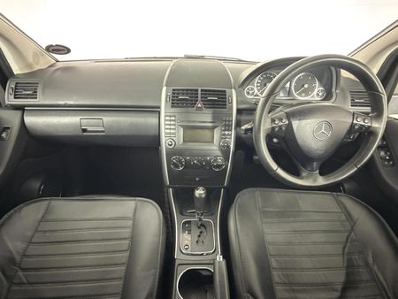 2011-Mercedes-Benz-A-Class-A-180-CDI-Avantgarde-Auto_1