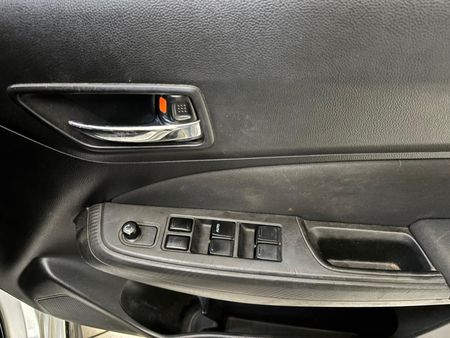 2019-Suzuki-Swift-14T-Sport_7