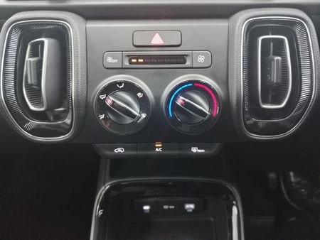 2026-Kia-Sonet-15-LS-Auto_16