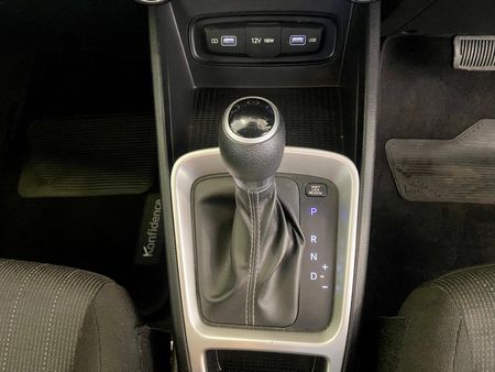 2022-Hyundai-Venue-10-TGDI-Motion-DCT_13