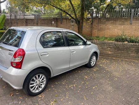 2017-Toyota-Etios-Etios-Sprint_1