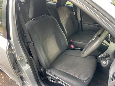 2017-Toyota-Etios-Etios-Sprint_3
