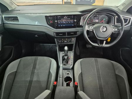 2018-Volkswagen-Polo-10-TSI-Highline-Auto-85kW_9