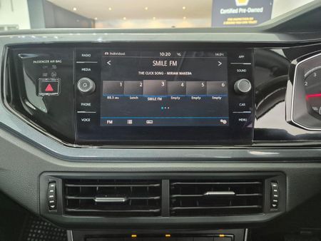 2018-Volkswagen-Polo-10-TSI-Highline-Auto-85kW_13