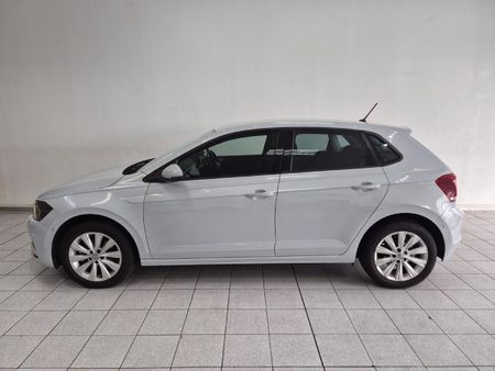 2018-Volkswagen-Polo-10-TSI-Highline-Auto-85kW_2
