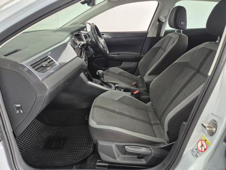 2018-Volkswagen-Polo-10-TSI-Highline-Auto-85kW_8