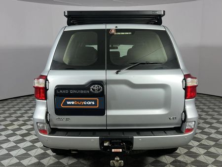 2018-Toyota-Land-Cruiser-200-45-D-V8-GX-Auto_17