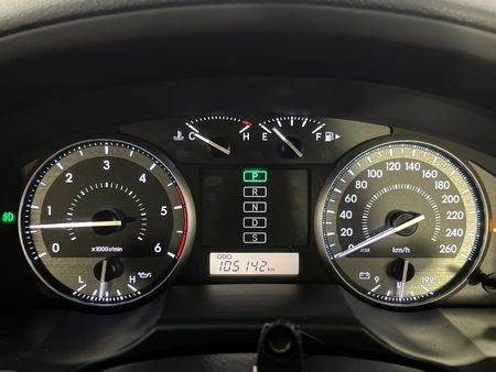 2018-Toyota-Land-Cruiser-200-45-D-V8-GX-Auto_2