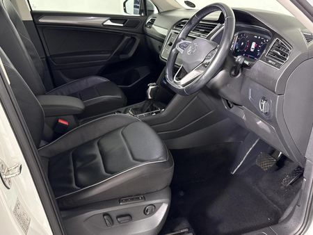 2023-Volkswagen-Tiguan-Allspace-20-TSI-Style-4Motion-DSG-Auto-132kw_9