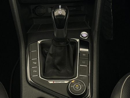 2023-Volkswagen-Tiguan-Allspace-20-TSI-Style-4Motion-DSG-Auto-132kw_10