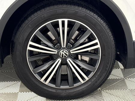 2023-Volkswagen-Tiguan-Allspace-20-TSI-Style-4Motion-DSG-Auto-132kw_5